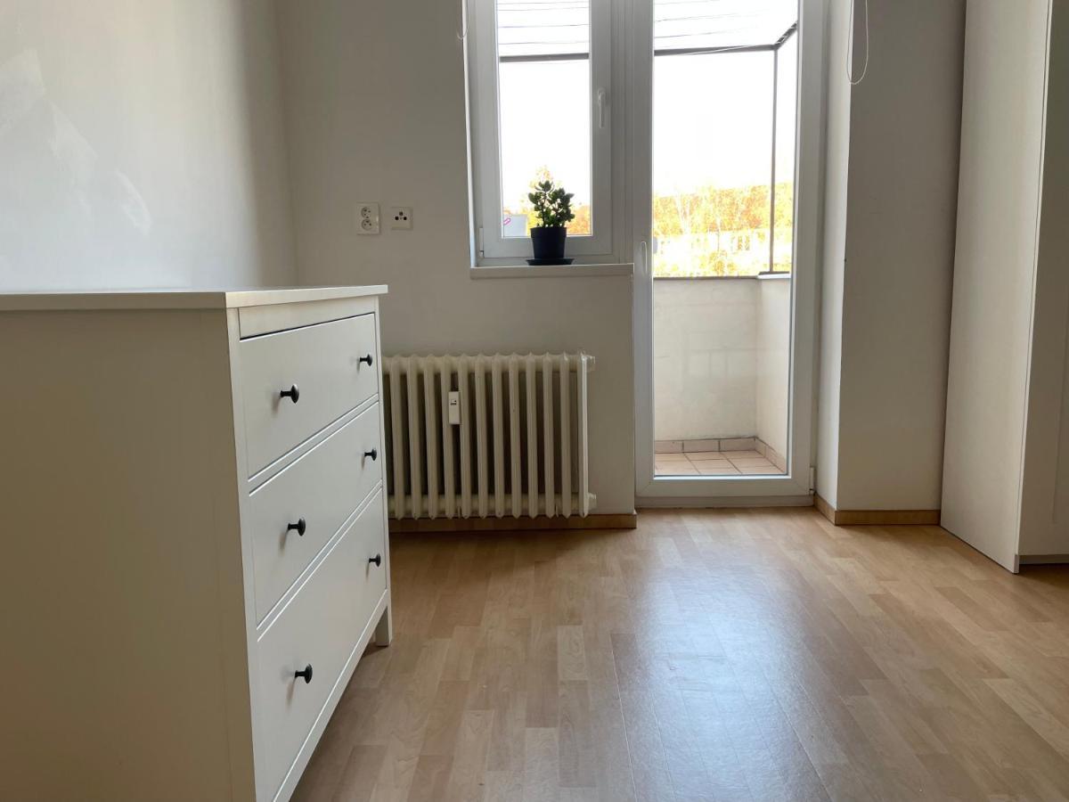 Cozy Apartment Near The City Center Hradec Králové Dış mekan fotoğraf